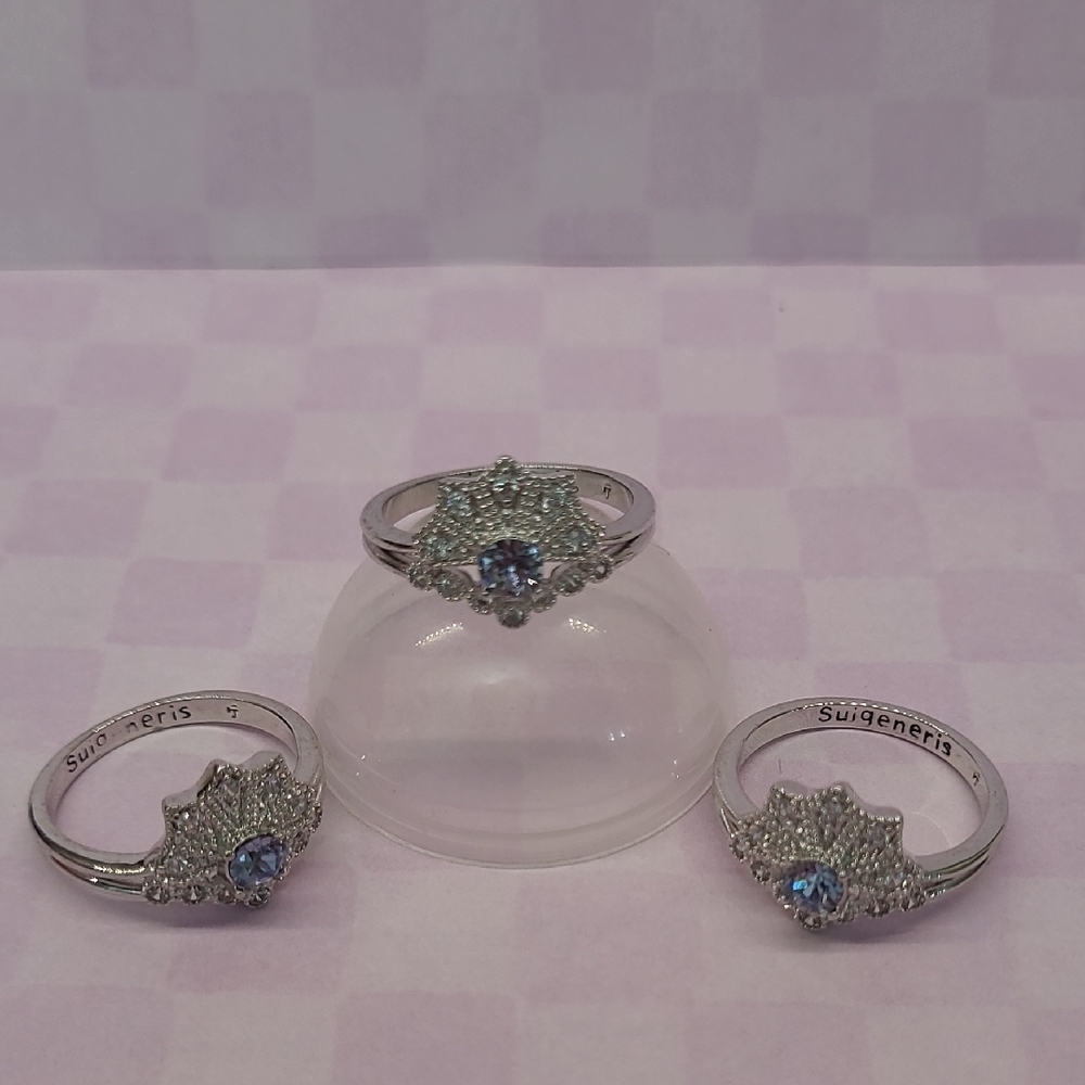 Fragrant Jewels Silver Ring with Light Blue Crystal Floral Halo